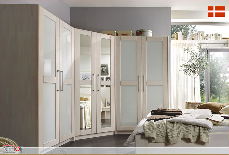 Jabo Holz Schrank Kiefer massiv 38K